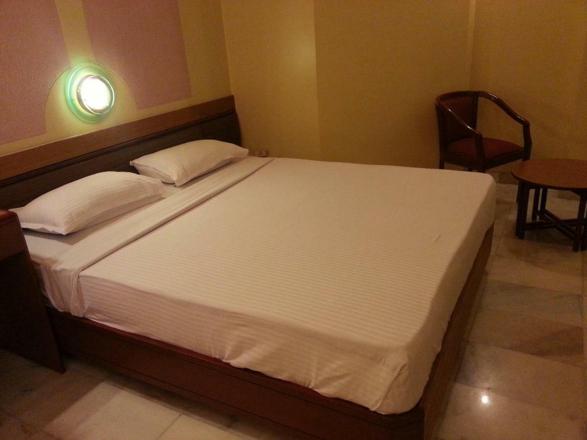 Hotel Ashray International, Sion - Near Bkc Bombay Exterior foto
